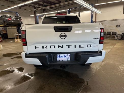 New 2026 Nissan Frontier SV AWD/4WD image 4
