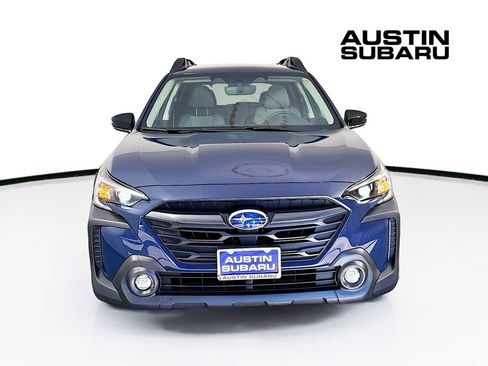 Certified 2025 Subaru Outback Premium image 3
