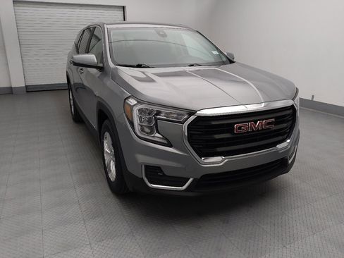 Used 2023 GMC Terrain SLE w/ LPO, Floor Liner Package FWD image 14