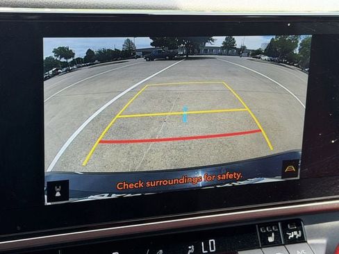 Used 2025 Toyota Camry XSE FWD image 18