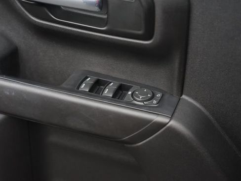 Used 2020 Chevrolet Silverado 1500 Custom w/ Custom Value Package RWD image 29