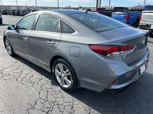 Used 2019 Hyundai Sonata SEL w/ Winter Weather Package image 7