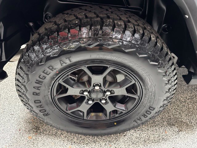 Used 2022 Jeep Wrangler Sport AWD/4WD image 20