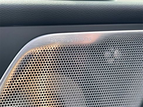 Used 2024 Volvo XC60 T8 Polestar w/ Protection Package Premier image 32