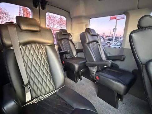 Used 2019 Ford Transit 150 XLT image 15