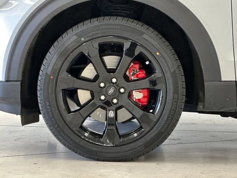 Used 2023 Ford Explorer ST w/ Equipment Group 401A AWD/4WD image 28