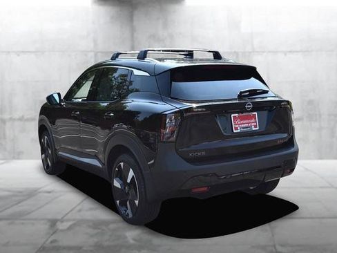 New 2025 Nissan Kicks SR image 7
