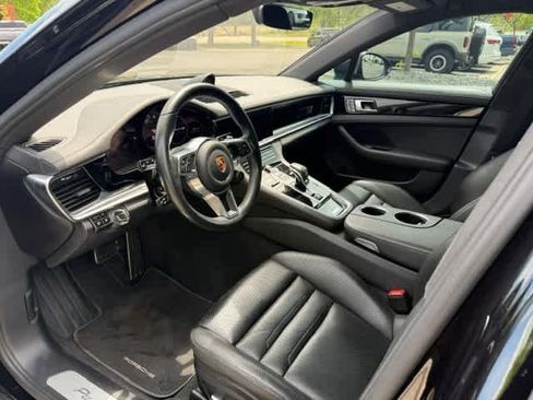 Used 2018 Porsche Panamera 4S AWD/4WD image 7