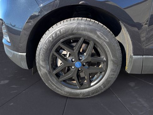 Used 2022 Ford Edge SEL w/ Convenience Package image 14