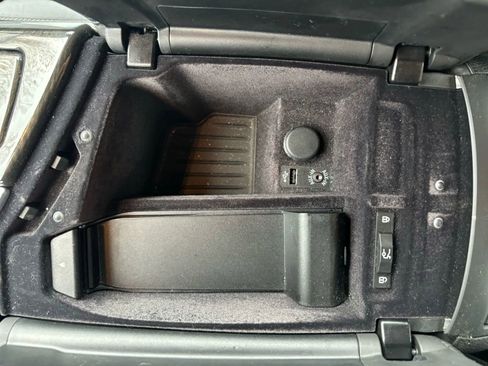 Used 2016 BMW 550i xDrive Sedan image 29