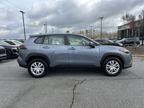 Used 2026 Toyota Corolla Cross L image 9