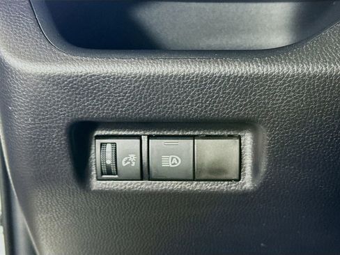 Certified 2025 Toyota RAV4 LE AWD/4WD image 18