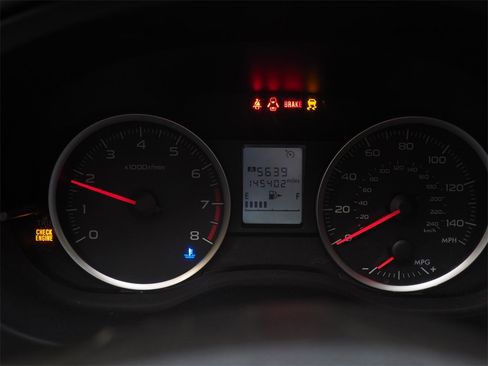 Used 2013 Subaru Crosstrek 2.0i Premium image 18