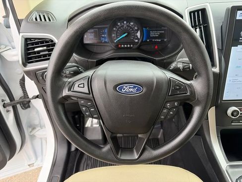 Used 2022 Ford Edge SE AWD/4WD image 26