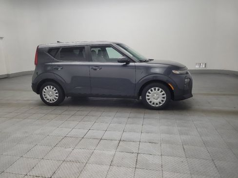 Used 2022 Kia Soul LX FWD image 11
