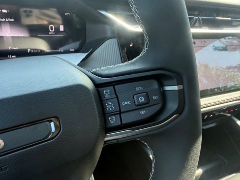 New 2026 Jeep Cherokee Limited AWD/4WD image 17