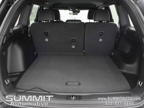 New 2026 Jeep Grand Cherokee Altitude AWD/4WD image 25