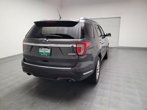 Used 2018 Ford Explorer Limited w/ Equipment Group 301A FWD image 7