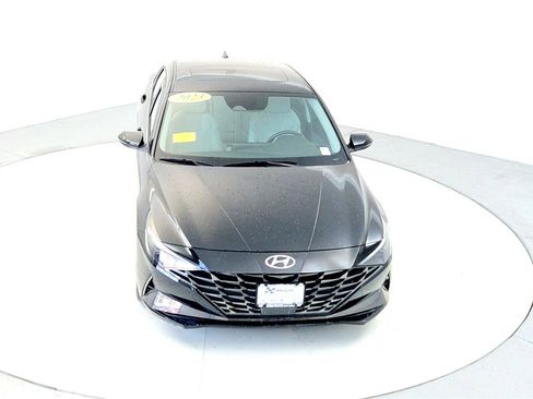 Used 2023 Hyundai Elantra Limited image 20
