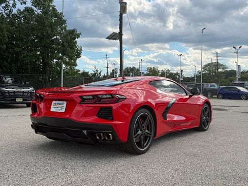 Used 2024 Chevrolet Corvette Stingray Preferred Cpe w/ Battery Protection Package RWD image 6