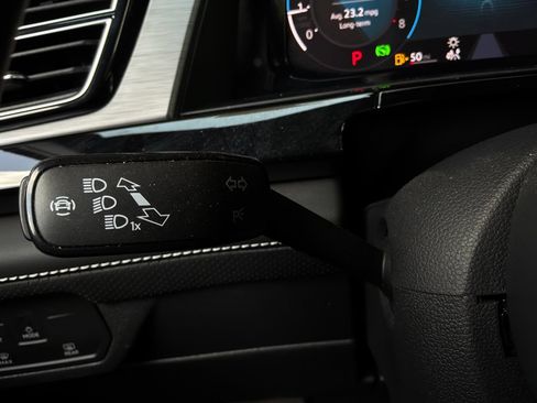 Used 2026 Volkswagen Atlas Cross Sport SE FWD image 39