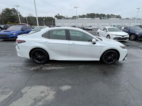 Used 2023 Toyota Camry XSE image 11