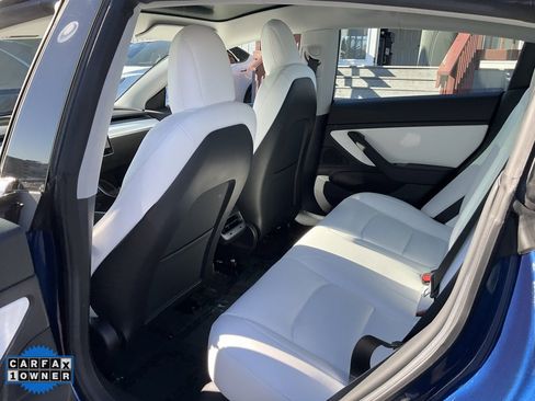 Used 2019 Tesla Model 3 Long Range image 25