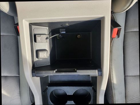 Used 2013 Honda Pilot LX image 42