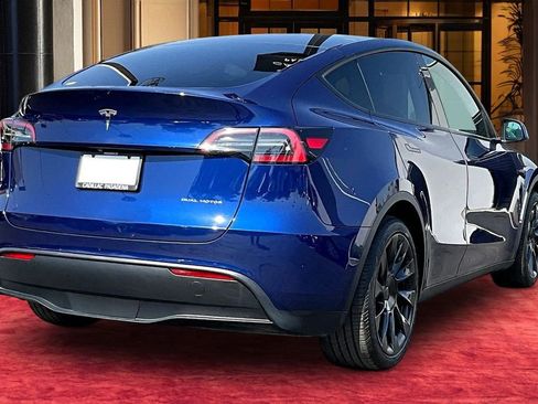 Used 2023 Tesla Model Y Long Range image 6