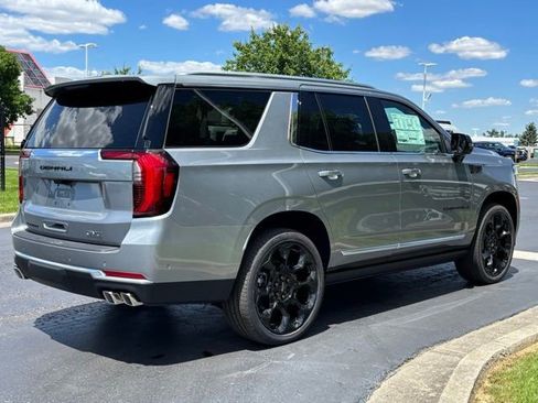 New 2026 GMC Yukon Denali w/ Denali Reserve Package AWD/4WD image 11