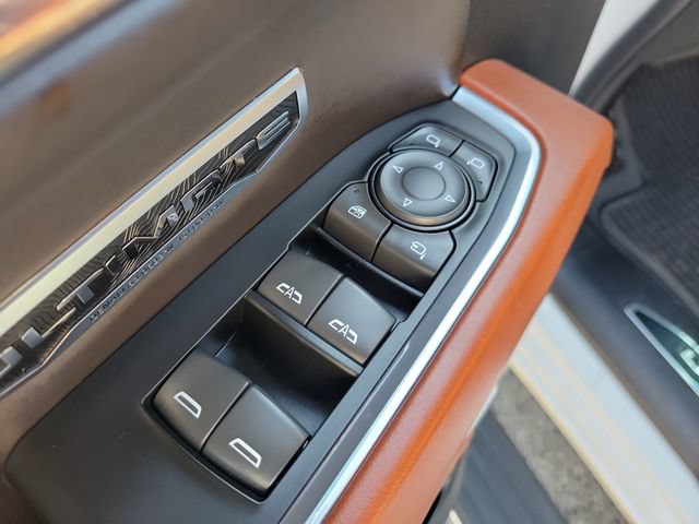 Used 2022 GMC Sierra 1500 Denali Ultimate AWD/4WD image 16
