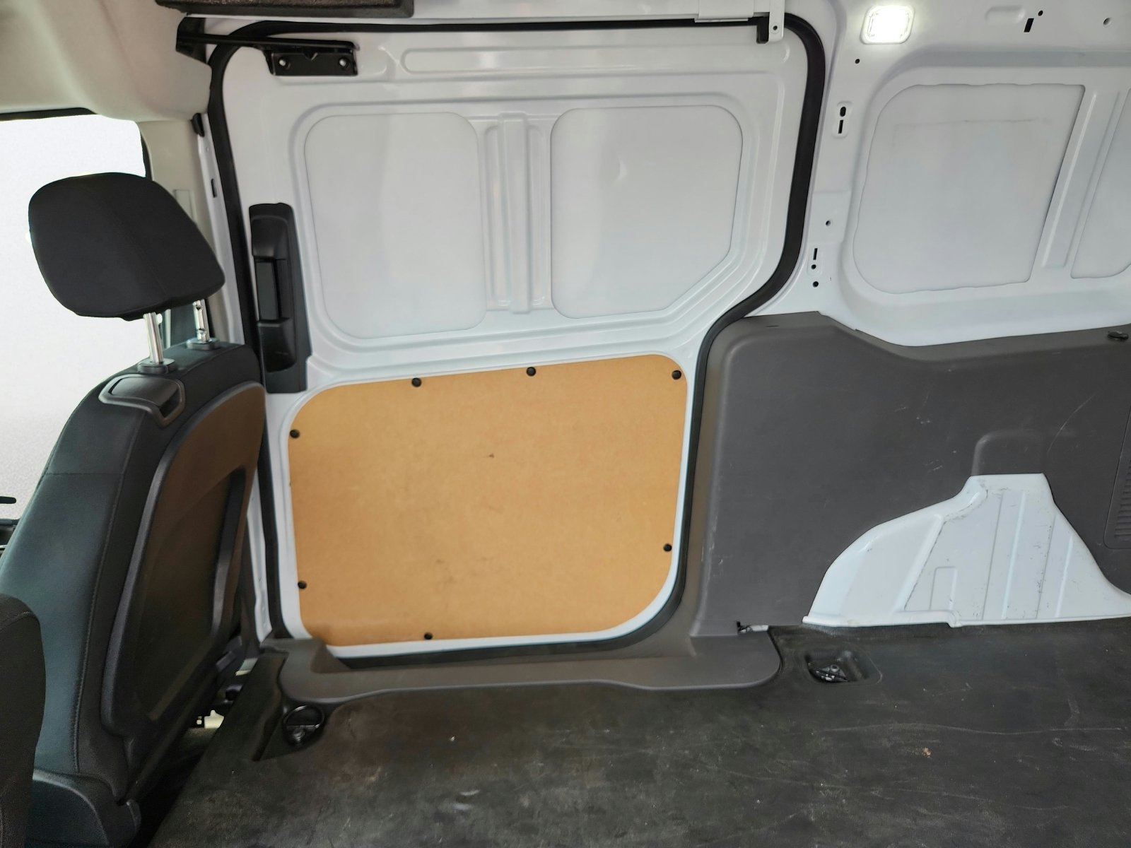 Used 2023 Ford Transit Connect XL FWD image 25