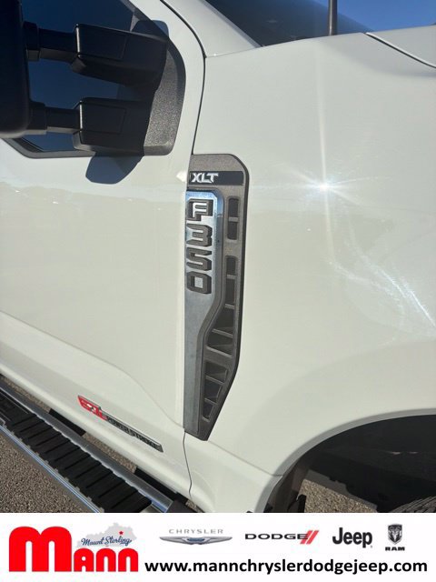 Used 2025 Ford F350 XLT w/ FX4 Off-Road Package AWD/4WD image 11
