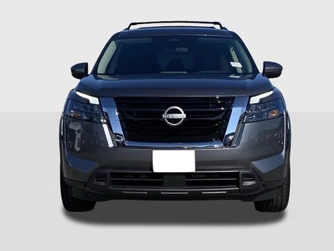 New 2025 Nissan Pathfinder SV image 6