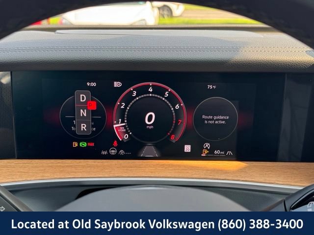 Certified 2025 Volkswagen Tiguan SEL R-Line AWD/4WD image 39