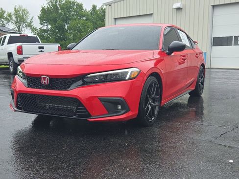 Certified 2024 Honda Civic Sport image 3