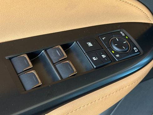 Certified 2025 Lexus NX 350 AWD w/ Accessory Package (2T) image 13