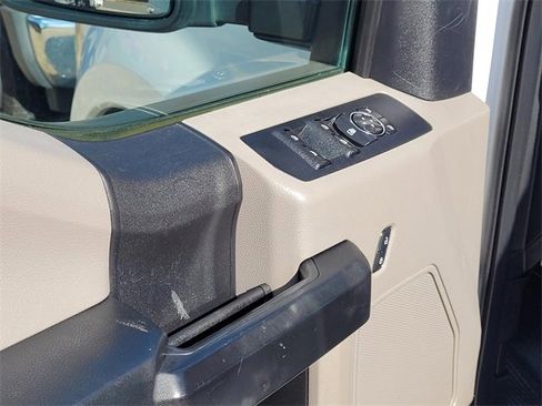 Used 2019 Ford F350 XL w/ Power Equipment Group image 16