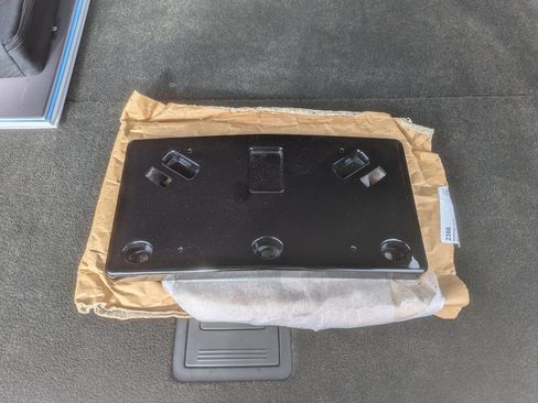 Used 2018 Bentley Bentayga Mulliner image 60