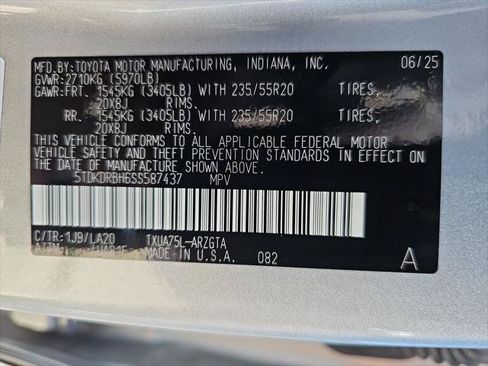 Certified 2025 Toyota Highlander Platinum AWD/4WD image 25