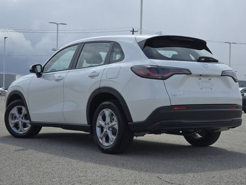 Used 2025 Honda HR-V LX image 18