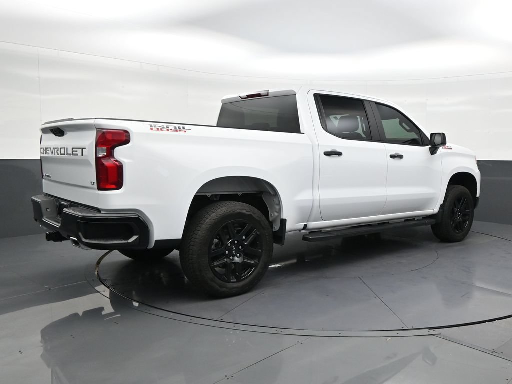 Used 2025 Chevrolet Silverado 1500 LT Trail Boss w/ LT Trail Boss Premium Package AWD/4WD image 5