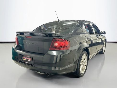 Used 2011 Dodge Avenger Heat image 8