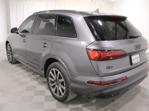 Used 2022 Audi Q7 Premium Plus image 33