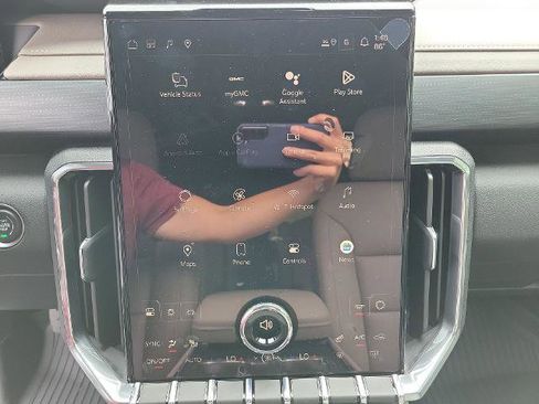 New 2026 GMC Acadia Elevation w/ Elevation Premium Package image 17