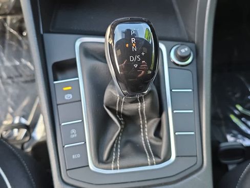 Used 2024 Volkswagen Jetta Sport FWD image 18