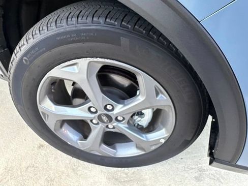 Used 2025 Ford Escape ST-Line Select AWD/4WD image 37