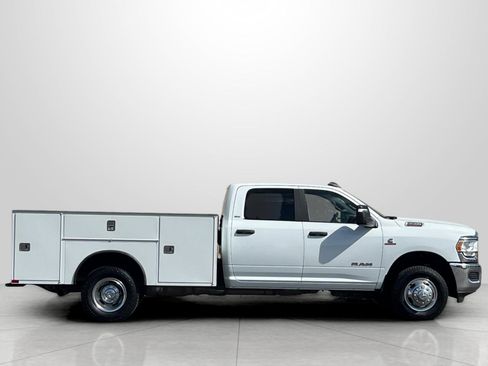 Used 2024 RAM 3500 SLT w/ Quick Order Package 2YG SLT image 4