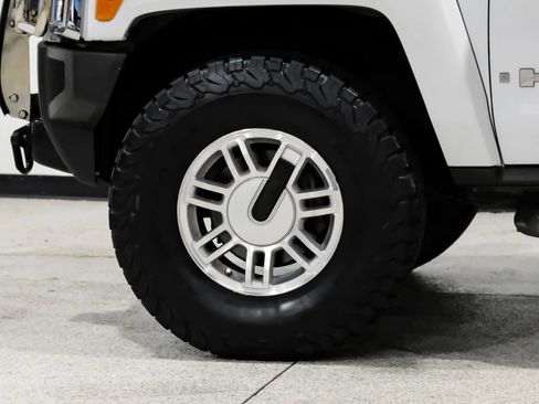 Used 2006 HUMMER H3 image 46