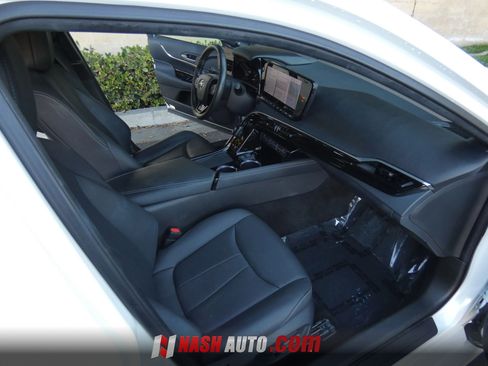 Used 2022 Toyota Mirai w/ Advanced Technology Package RWD image 27